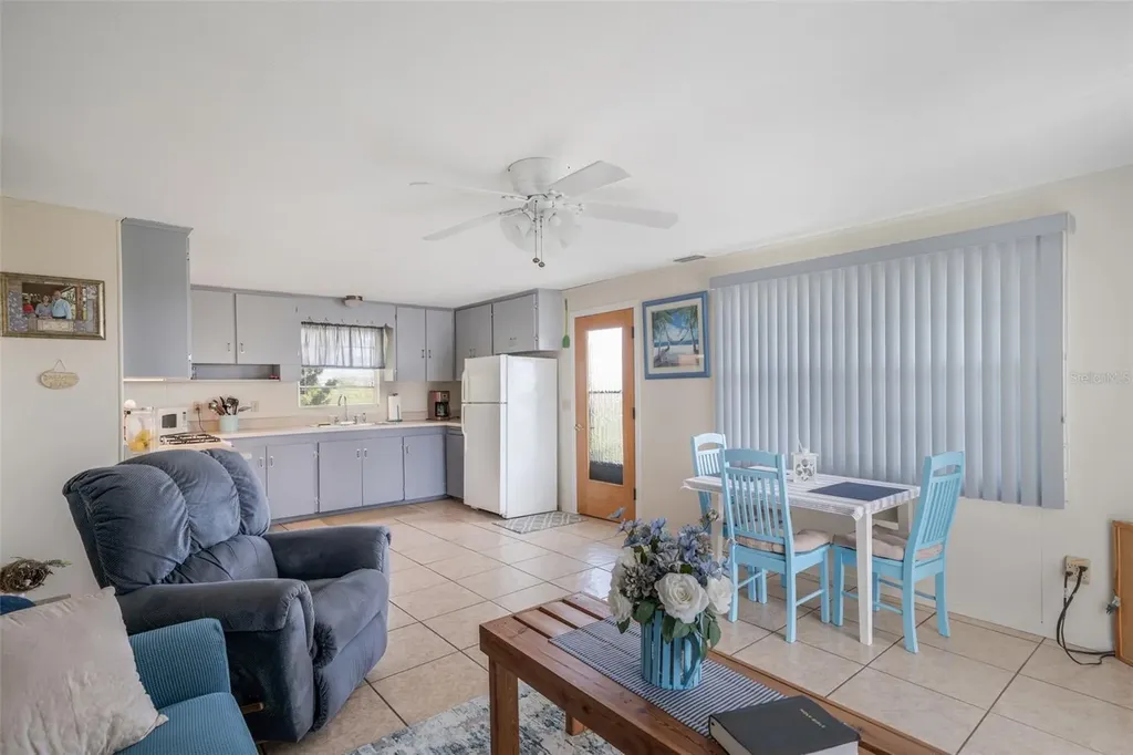 2220 S Coon Point Crystal River FL 34429