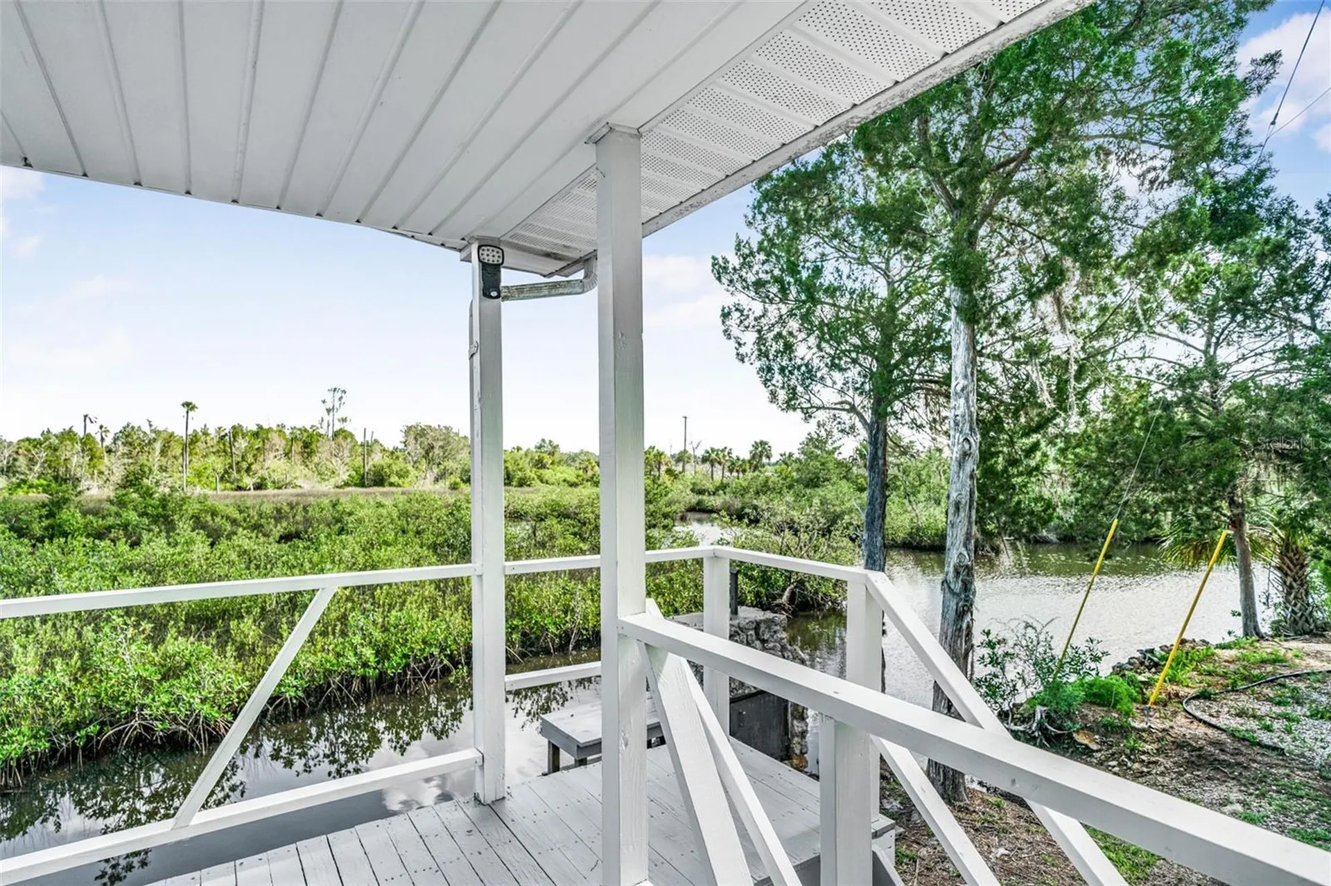 2220 S Coon Point Crystal River FL 34429