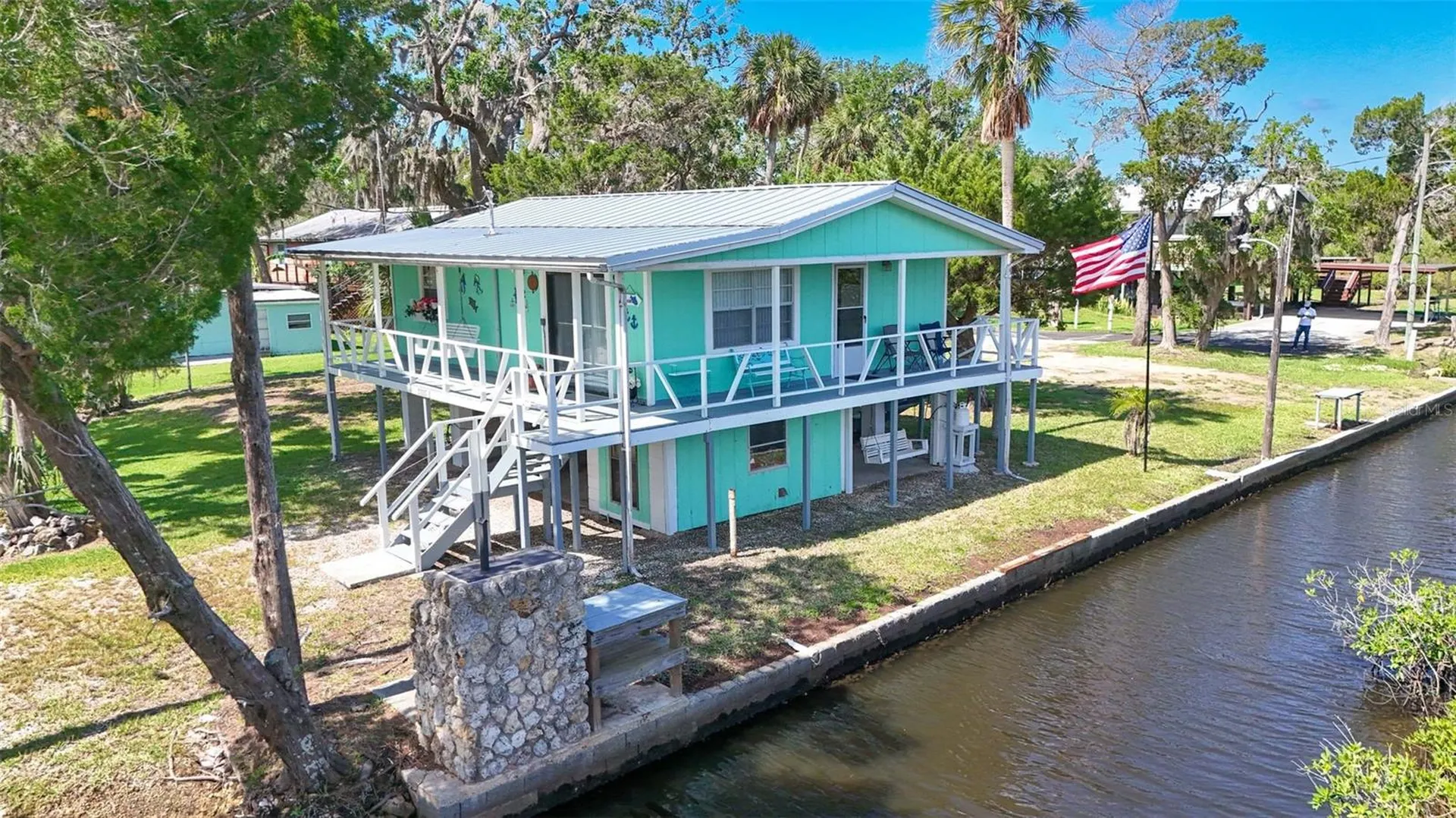 2220 S Coon Point Crystal River FL 34429
