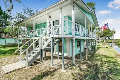 2220 S Coon Point Crystal River FL 34429
