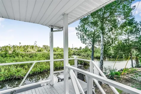 2220 S Coon Point Crystal River FL 34429