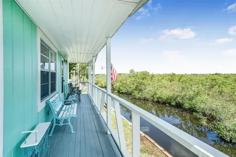 2220 S Coon Point Crystal River FL 34429