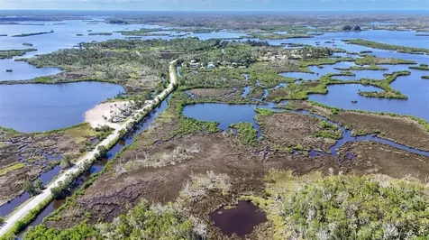 2220 S Coon Point Crystal River FL 34429