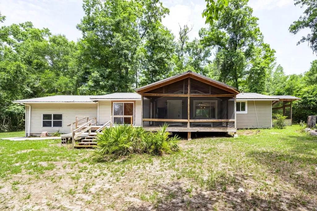 2169 SE 46th Way Trenton FL 32693