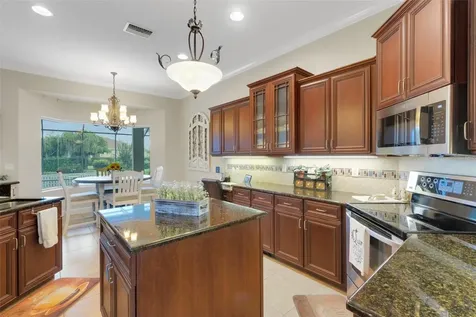 385 165th Court NE Bradenton FL 34212