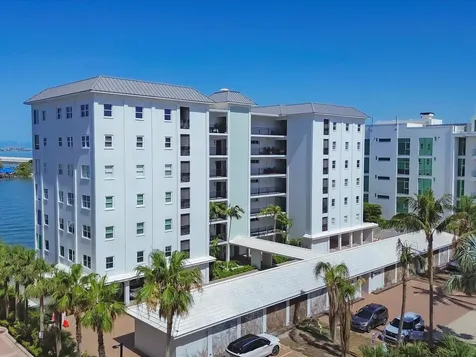 226 Golden Gate Point Sarasota FL 34236