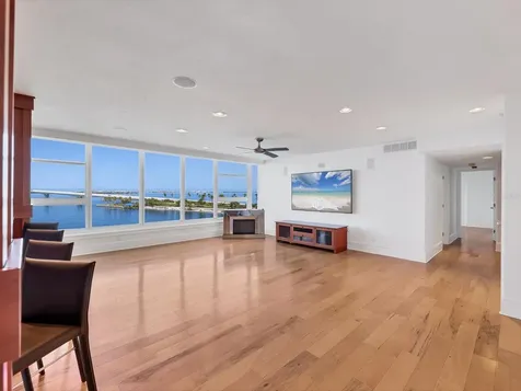 226 Golden Gate Point Sarasota FL 34236