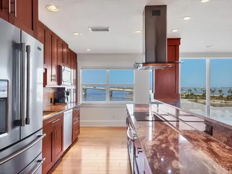 226 Golden Gate Point Sarasota FL 34236