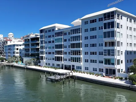 226 Golden Gate Point Sarasota FL 34236