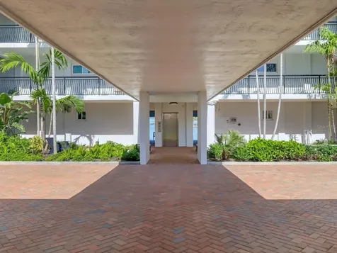226 Golden Gate Point Sarasota FL 34236