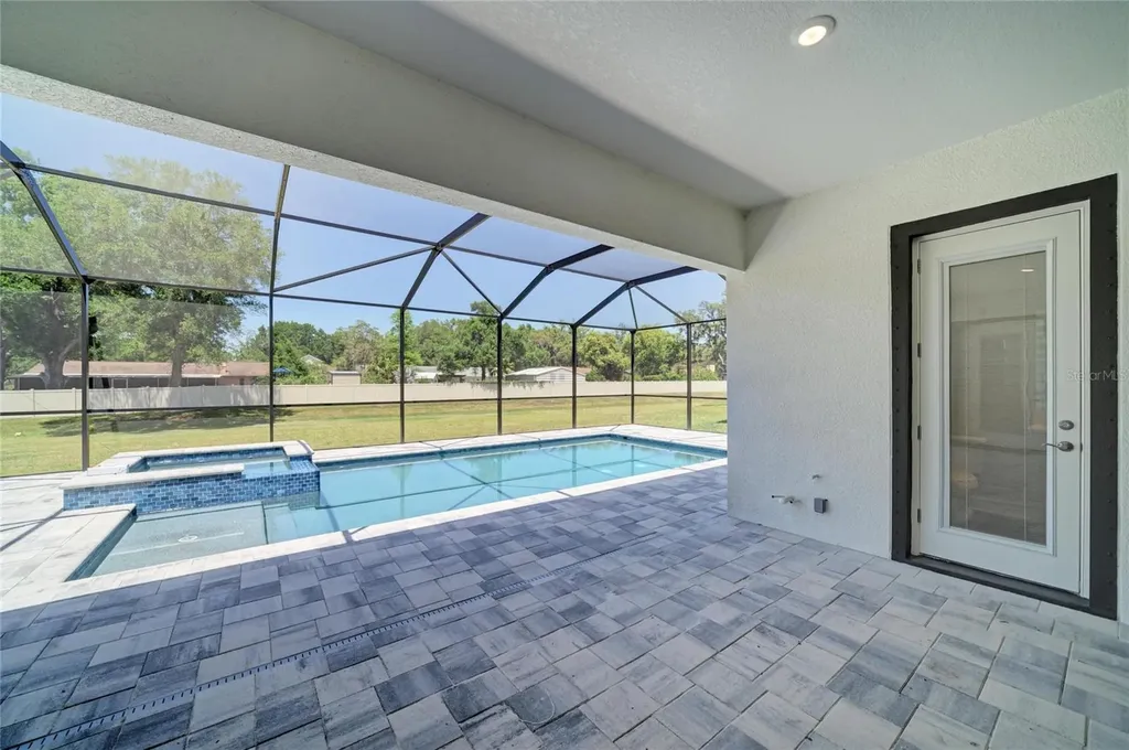 166 Hidden Estates Court Brandon FL 33511
