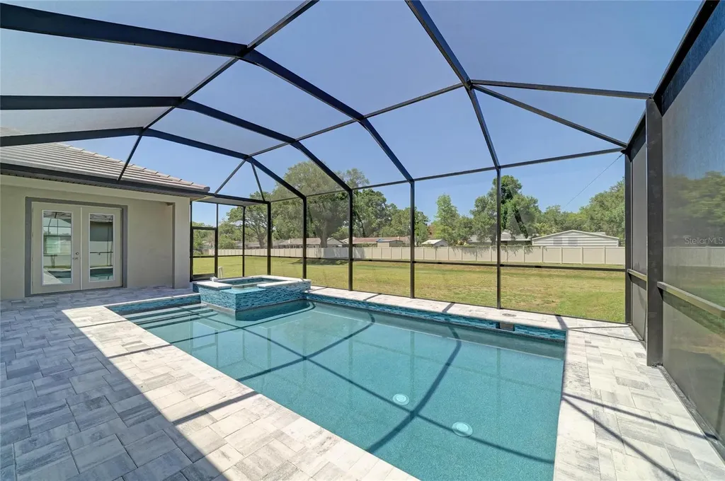 174 Hidden Estates Court Brandon FL 33511