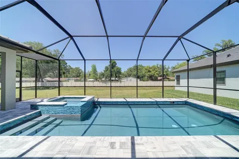 174 Hidden Estates Court Brandon FL 33511