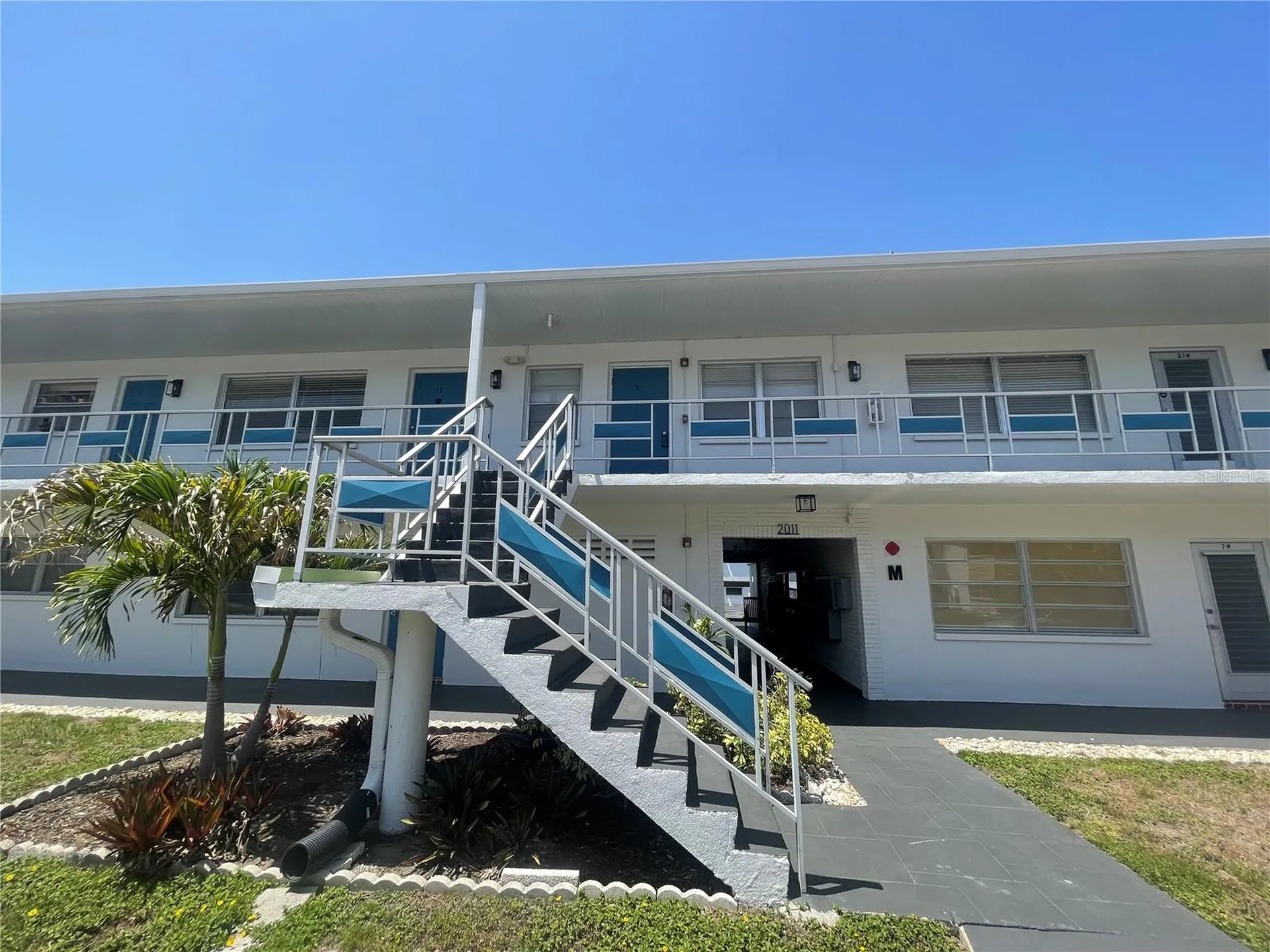 2011 58th Avenue N St Petersburg FL 33714