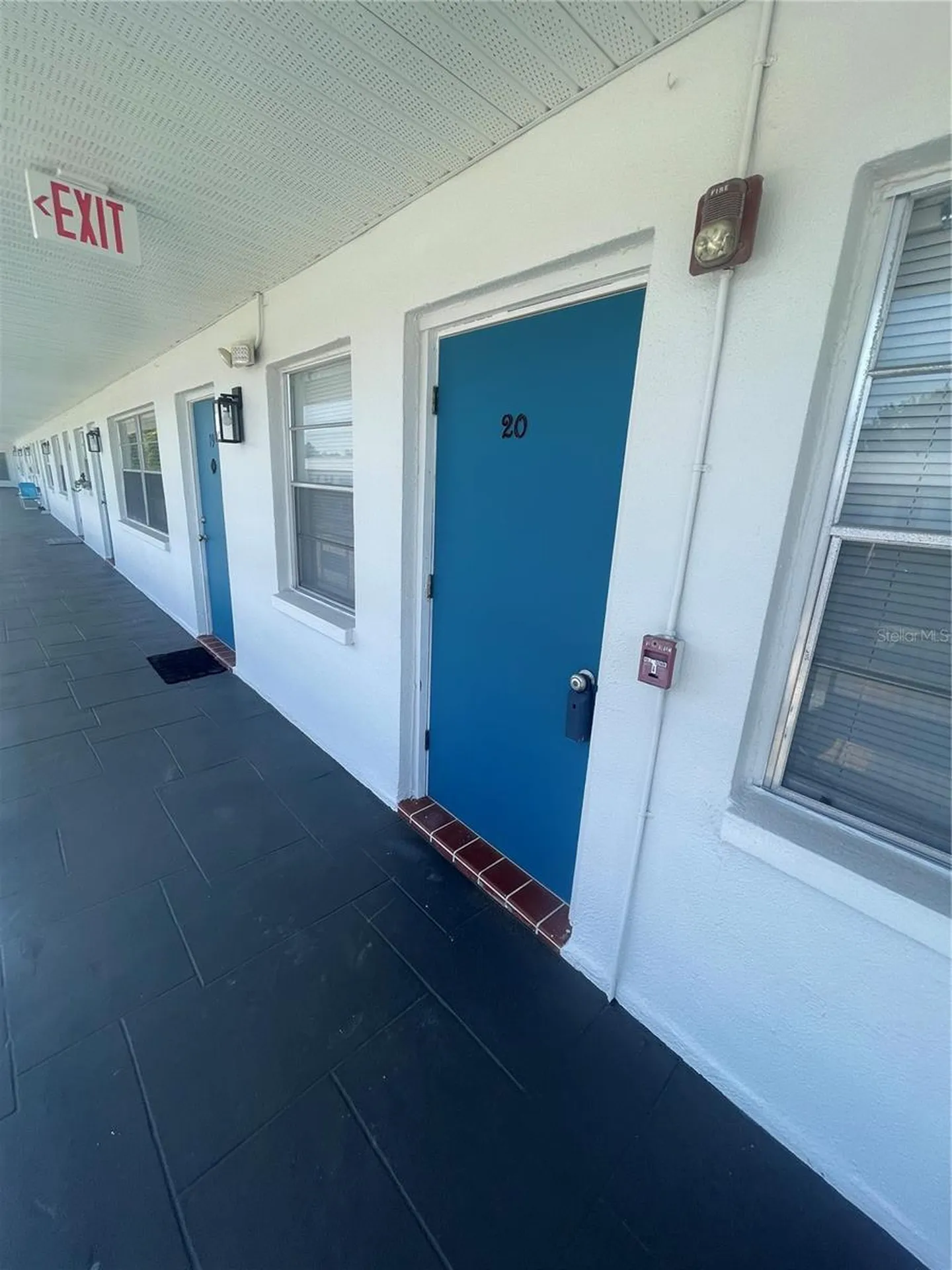 2011 58th Avenue N St Petersburg FL 33714