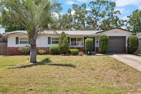 2048 64th Avenue S St Petersburg FL 33712