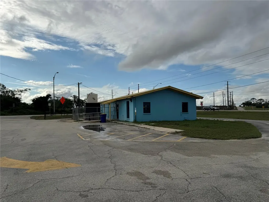 1174 Us 27 N Lake Placid FL 33852