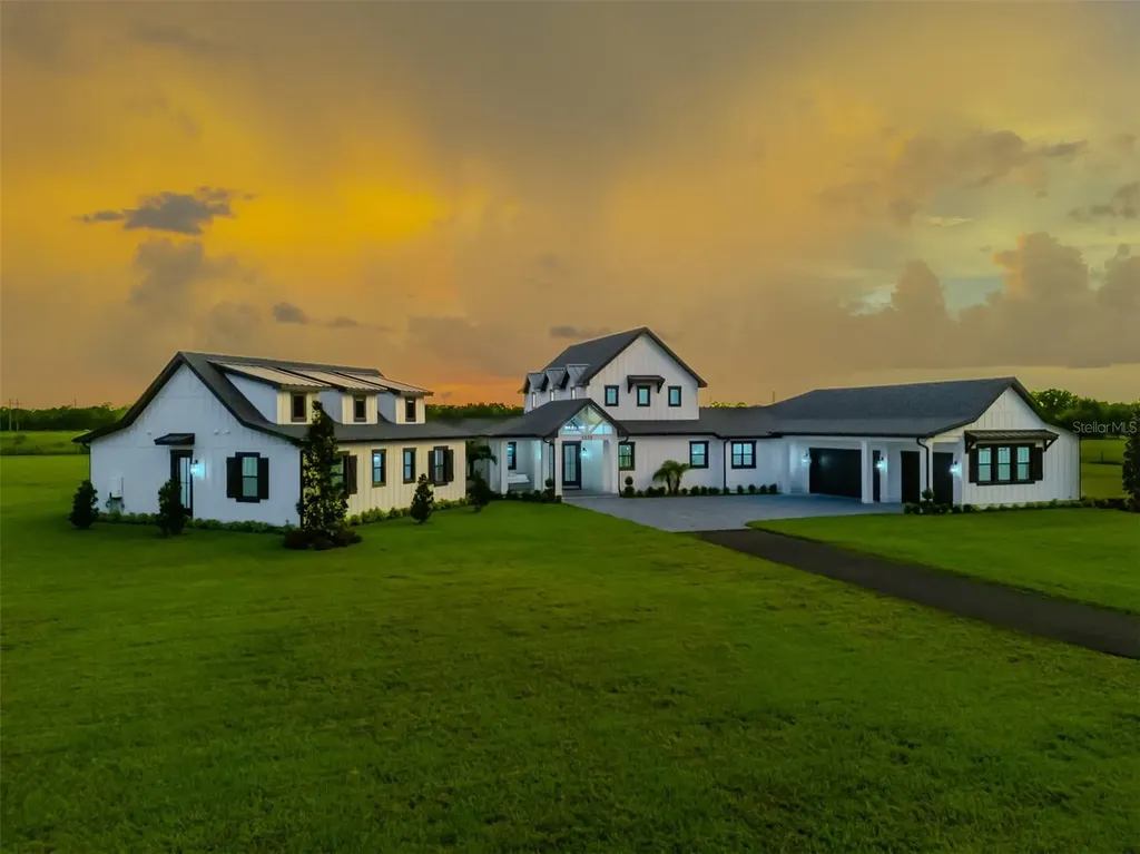 3515 Powerline Road Lithia FL 33547