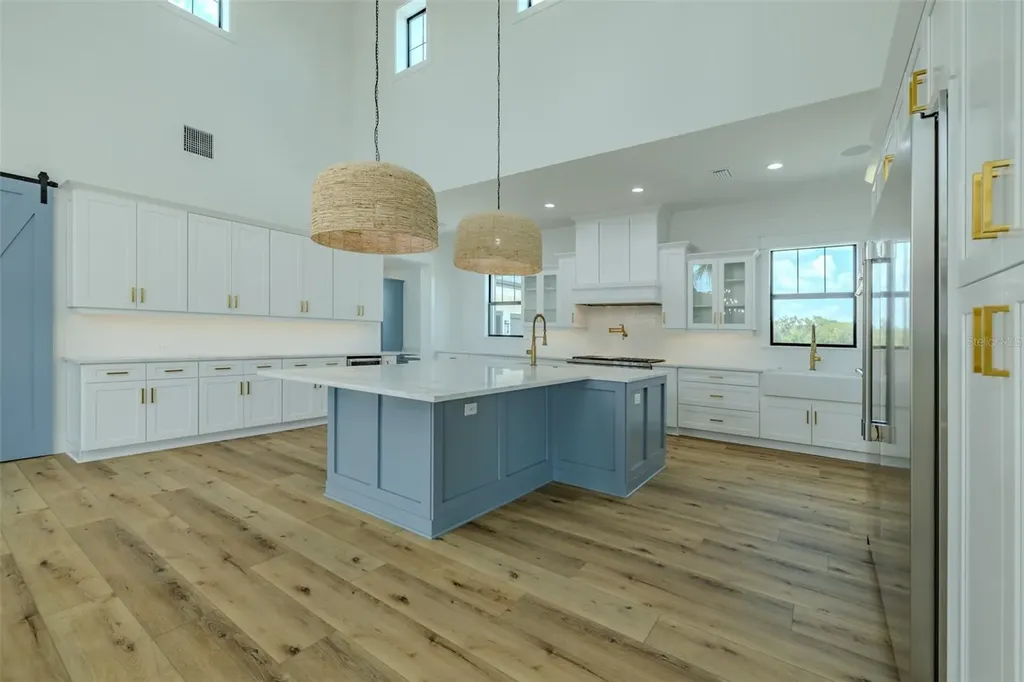 3515 Powerline Road Lithia FL 33547