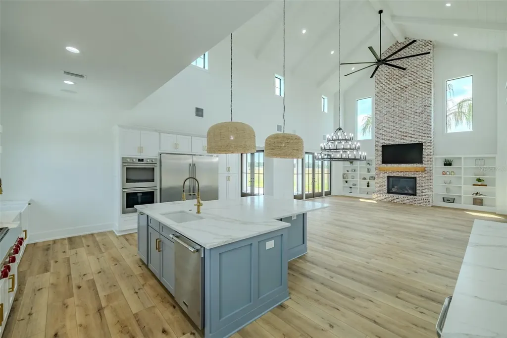 3515 Powerline Road Lithia FL 33547
