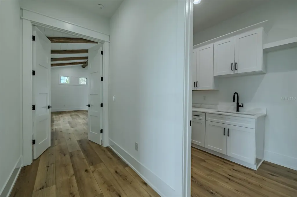 3515 Powerline Road Lithia FL 33547