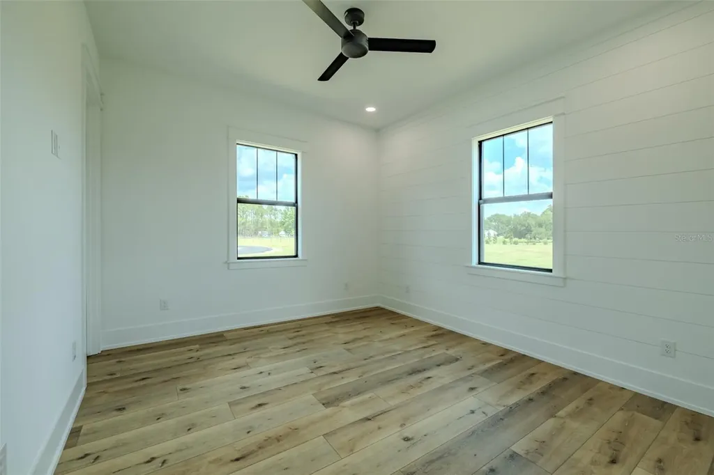 3515 Powerline Road Lithia FL 33547