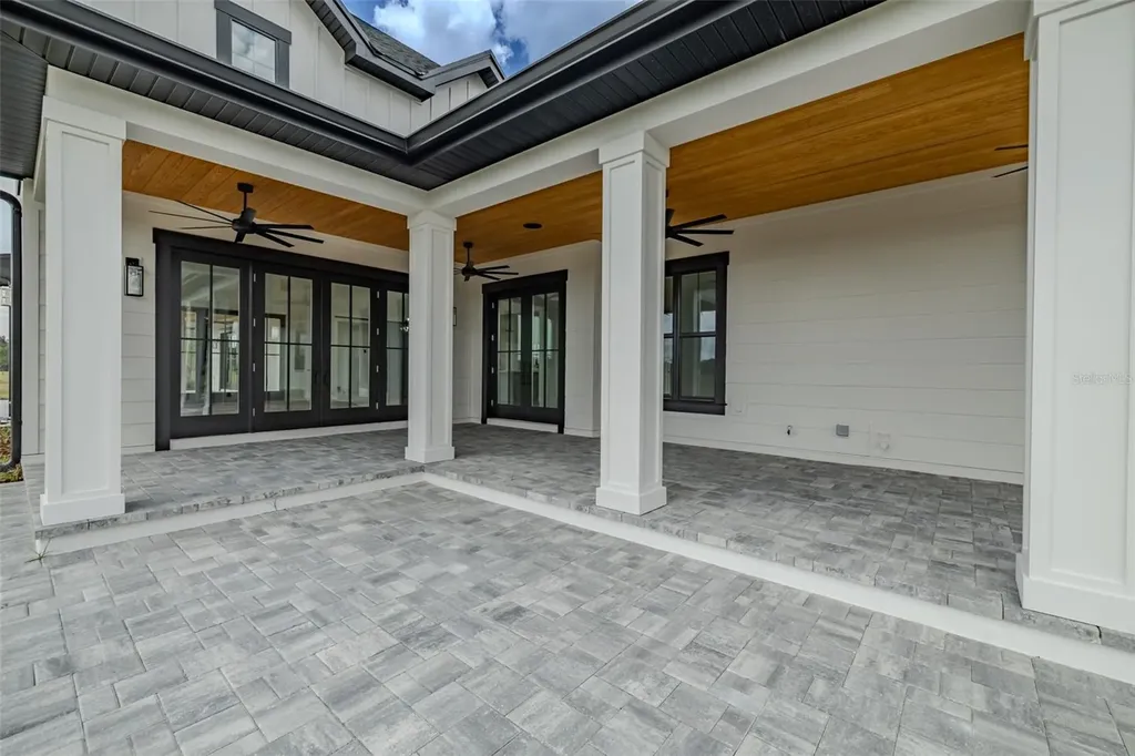 3515 Powerline Road Lithia FL 33547