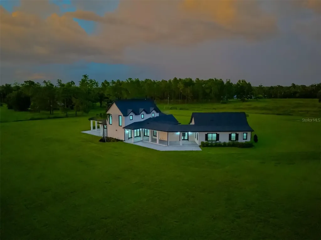 3515 Powerline Road Lithia FL 33547