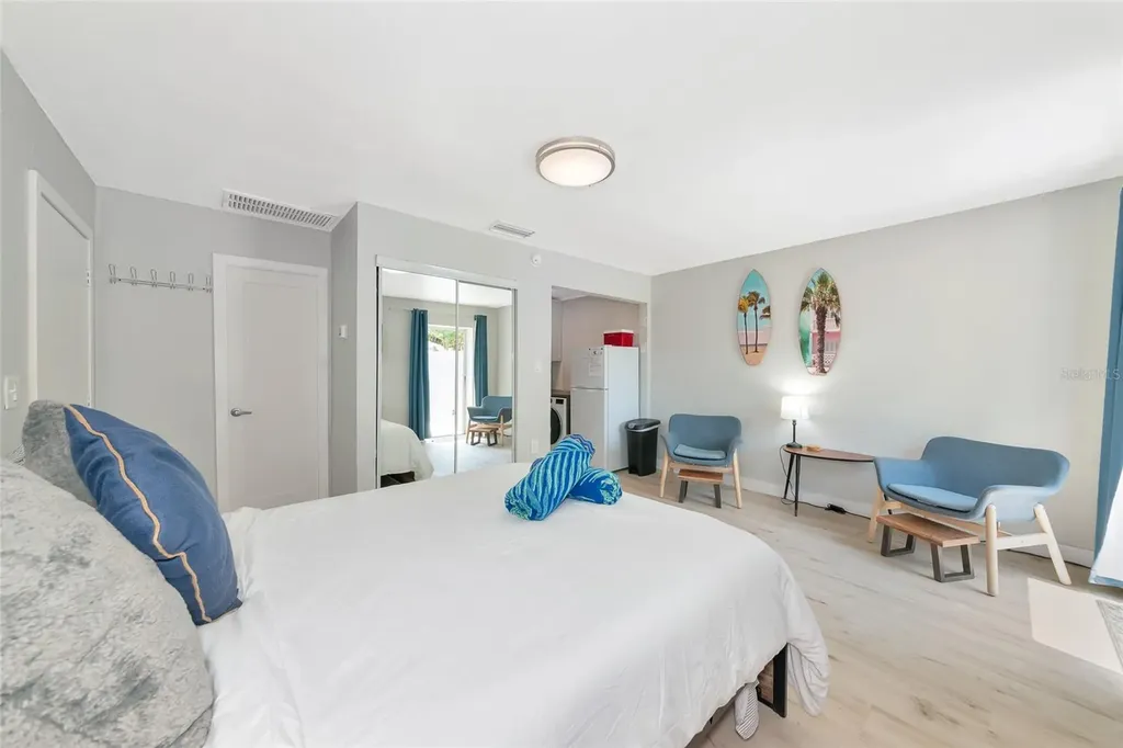 170 Roosevelt Drive Sarasota FL 34236