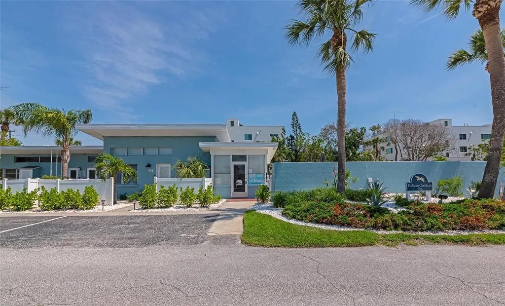 170 Roosevelt Drive Sarasota FL 34236