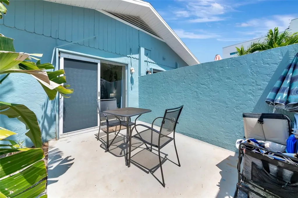 170 Roosevelt Drive Sarasota FL 34236