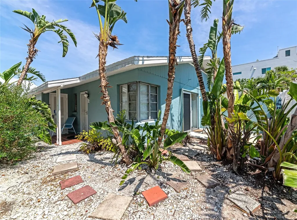 170 Roosevelt Drive Sarasota FL 34236