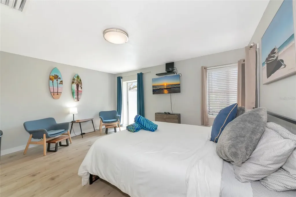 170 Roosevelt Drive Sarasota FL 34236