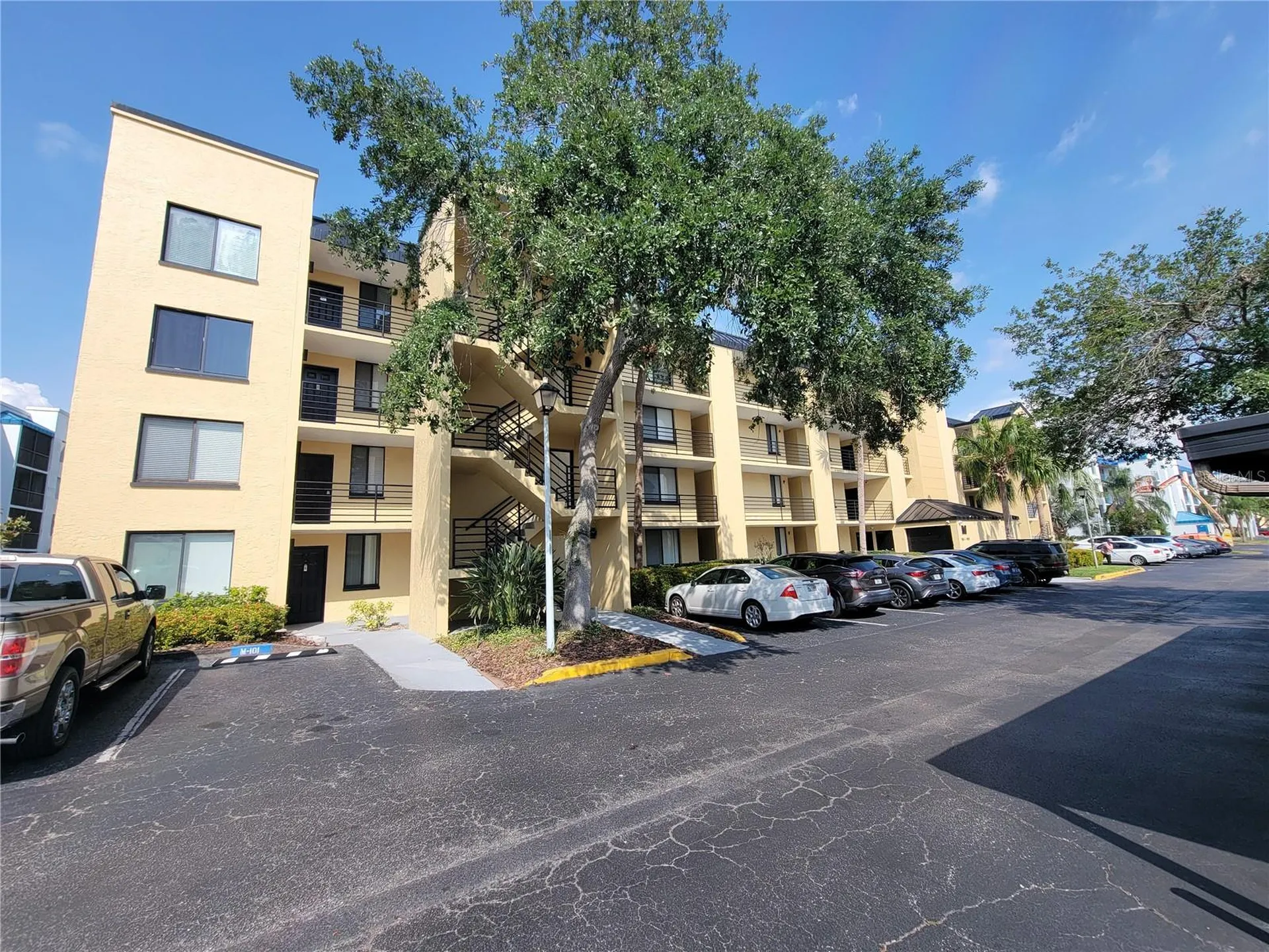 2424 W Tampa Bay Boulevard Tampa FL 33607