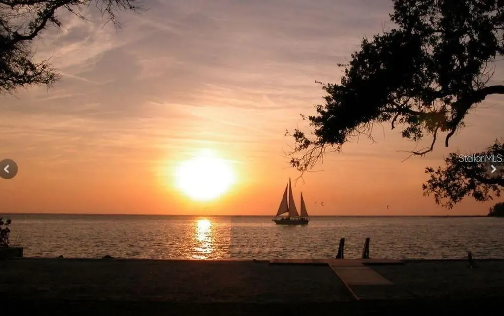 409 Bryn Mawr Island Bradenton FL 34207