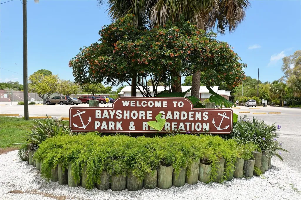 409 Bryn Mawr Island Bradenton FL 34207