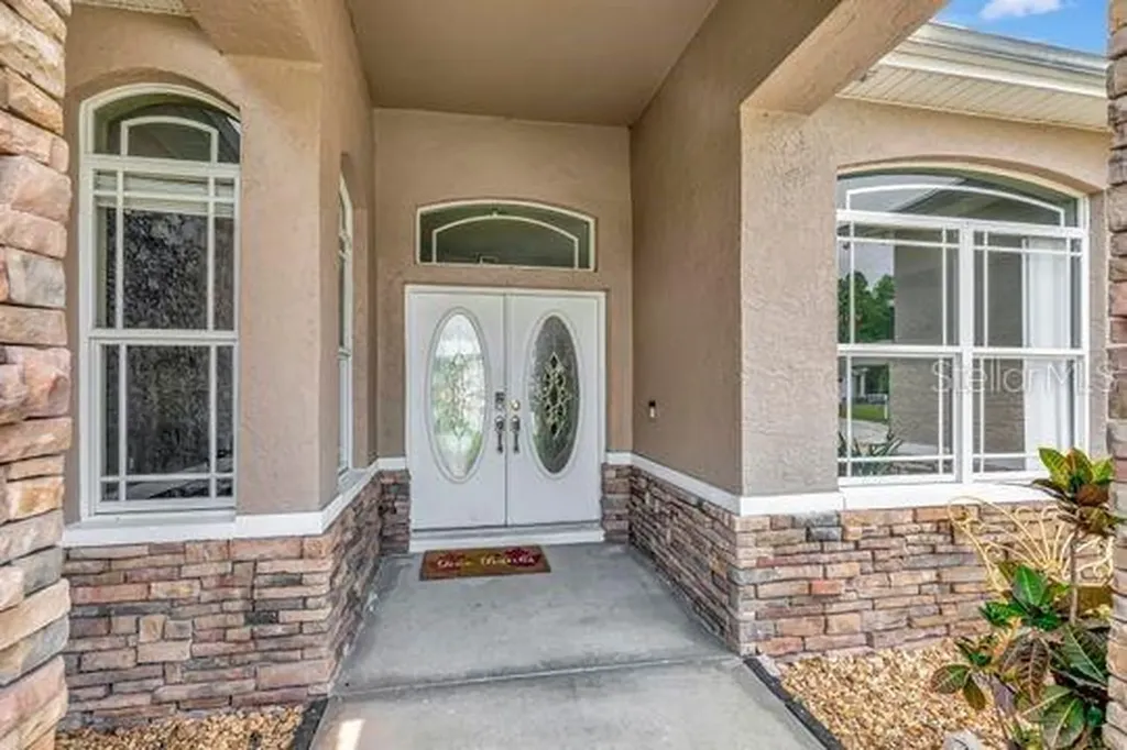 10305 Worthy Lamb Way New Port Richey FL 34654