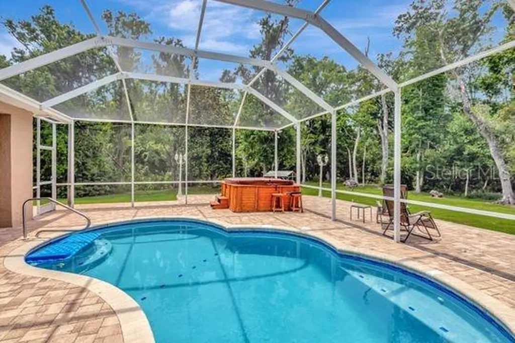 10305 Worthy Lamb Way New Port Richey FL 34654