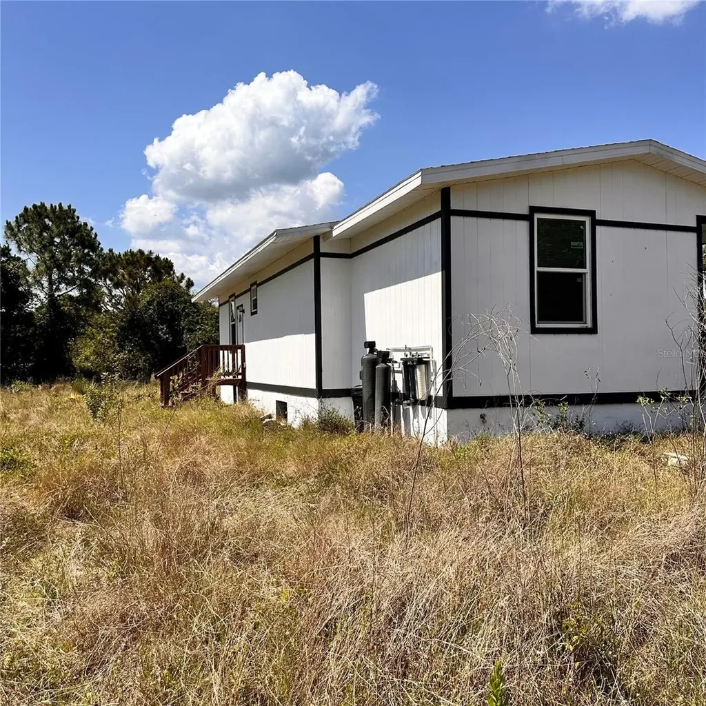 601 Highlands Lake Drive Lake Placid FL 33852