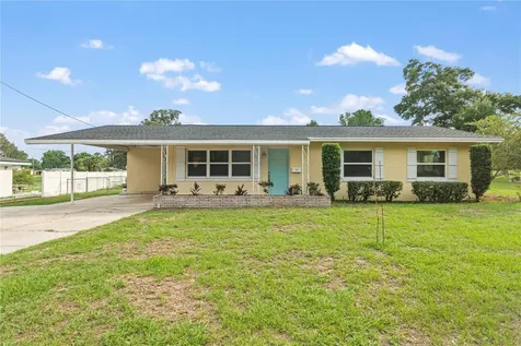 136 Triplet Lake Drive Casselberry FL 32707