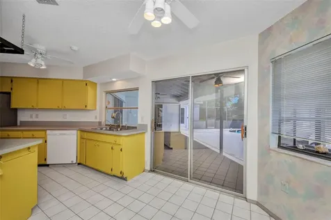 6916 Rex Lane Sarasota FL 34243