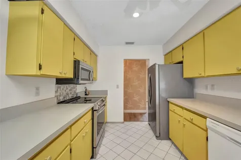 6916 Rex Lane Sarasota FL 34243