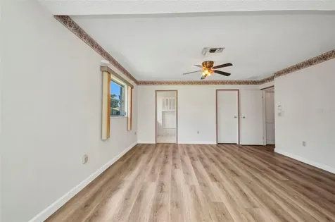 6916 Rex Lane Sarasota FL 34243