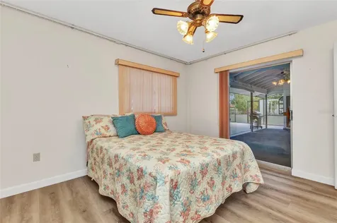 6916 Rex Lane Sarasota FL 34243