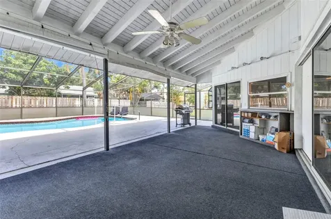 6916 Rex Lane Sarasota FL 34243