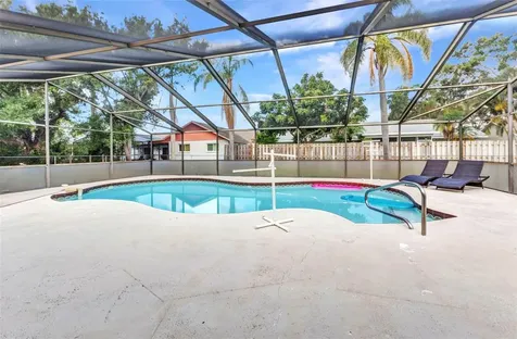 6916 Rex Lane Sarasota FL 34243