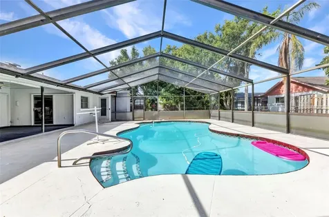6916 Rex Lane Sarasota FL 34243