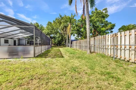 6916 Rex Lane Sarasota FL 34243
