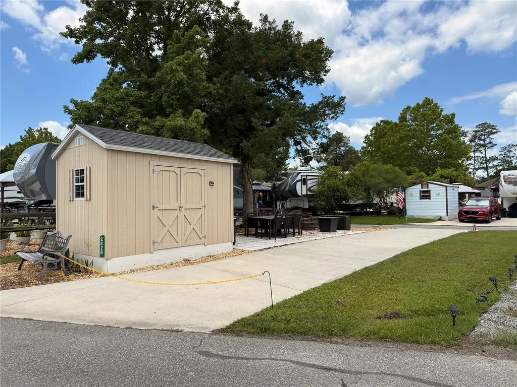 2826 NE 104th Avenue Silver Springs FL 34488