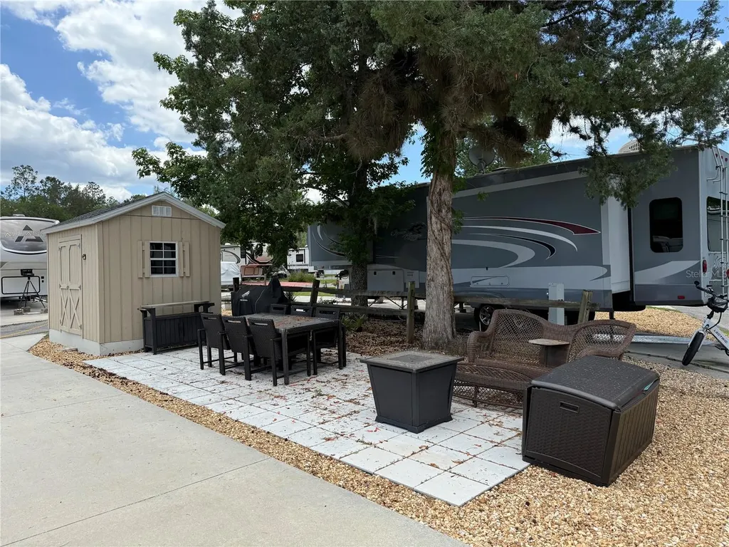 2826 NE 104th Avenue Silver Springs FL 34488